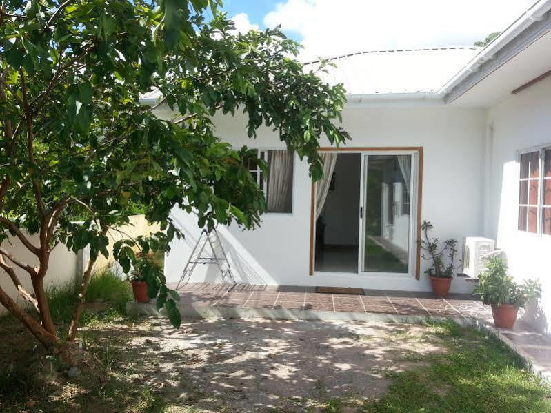 Chez Augustine Apartamento Baie Lazare  Exterior foto